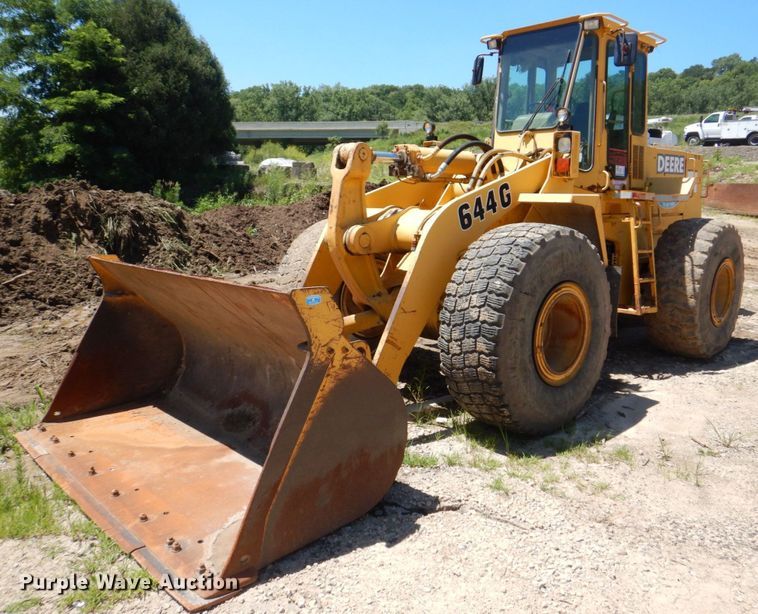 1995 John Deere 644G  wheel loader - DS8121