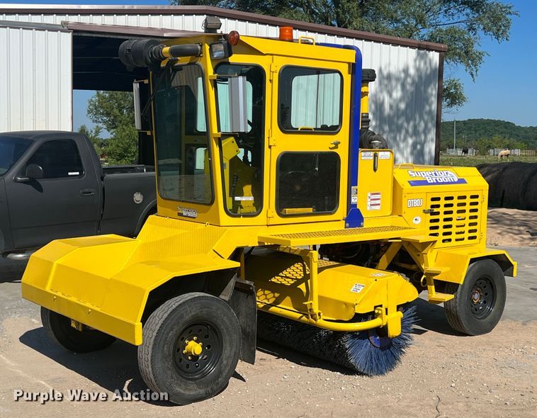 2007 Superior Broom DT80J  broom - HL9231
