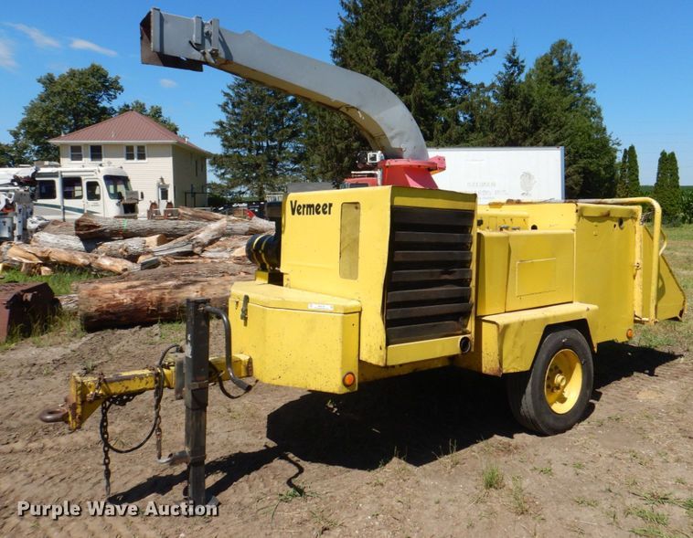 2006 Vermeer BC1800XL  wood chipper - MF9133