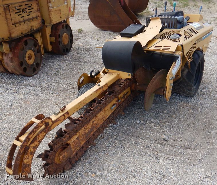 2005 Vermeer RT200  trencher - DJ3850