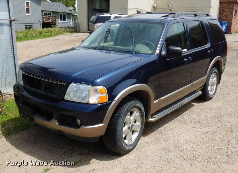 2003 Ford Explorer Eddie Bauer  SUV - MF9613
