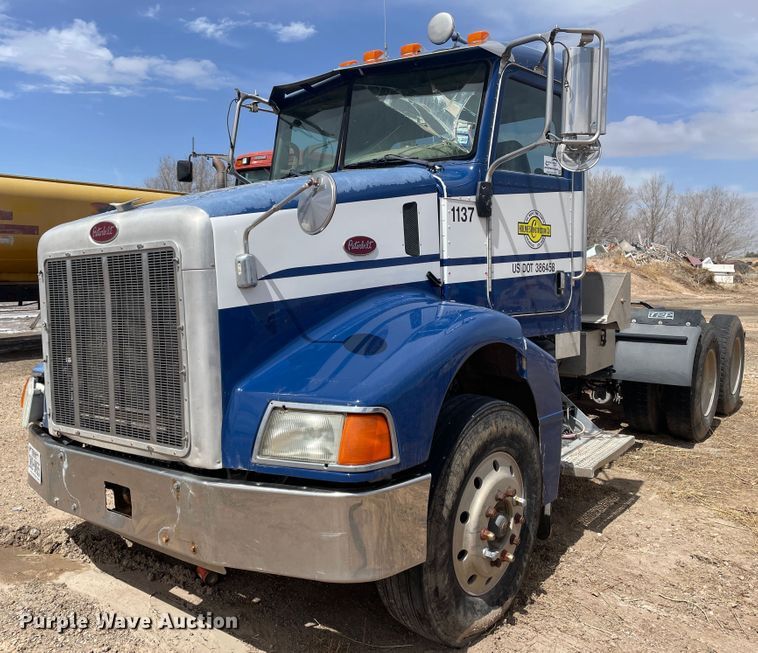 2006 Peterbilt 385  semi truck - DJ5029