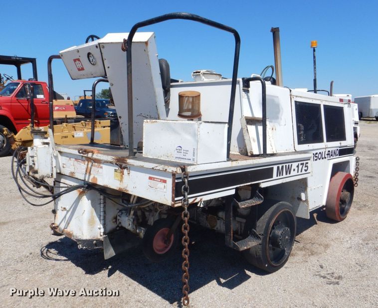 1986 Ingersoll Rand MW175  milling machine - DS8151