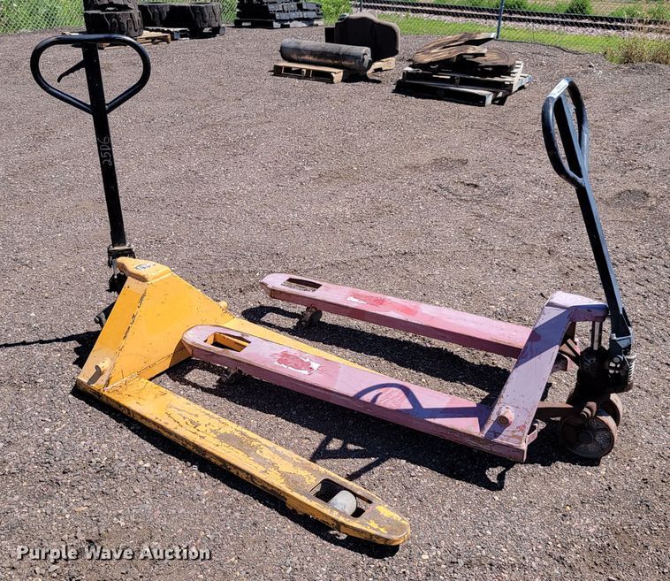 (2) pallet jacks - JC9710