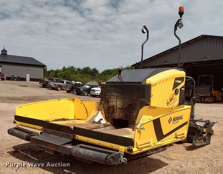 2019 Bomag BF200 C-2  paver - JR9460