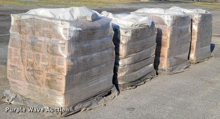 Crafco RoadSaver 515  sealant - LM9578