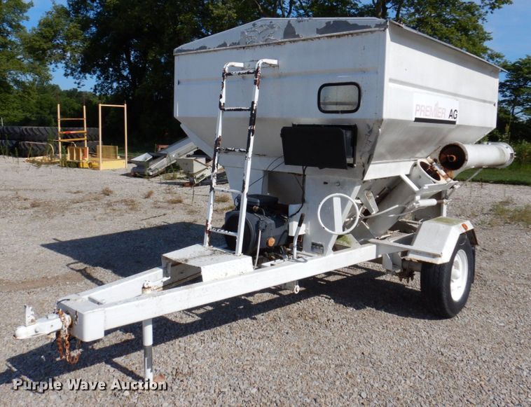 1990 Unverferth 150  fertilizer tender - KF9647