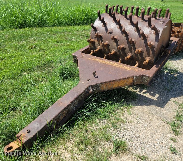 Tampo  sheepsfoot roller - LM9656