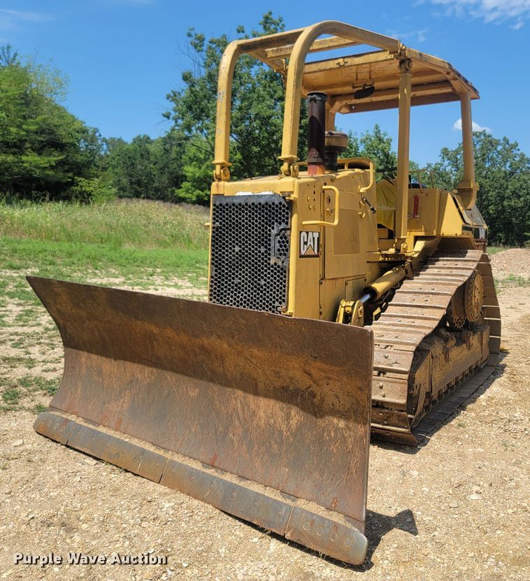 1990 Caterpillar D4H  dozer - LM9630
