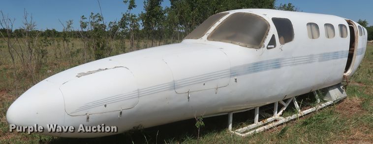 Cessna 441 Conquest II  airplane cabin - LP9023