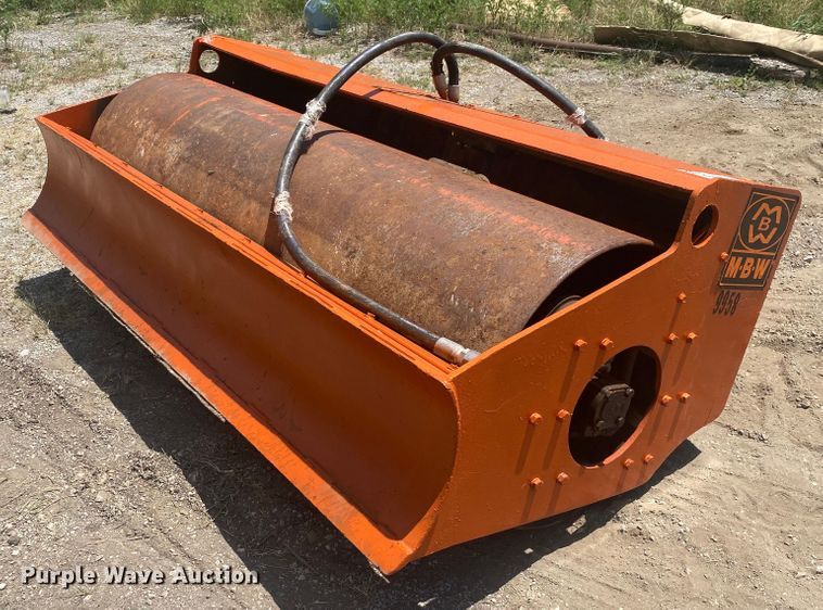 MBW 9958  skid steer roller - DK6396