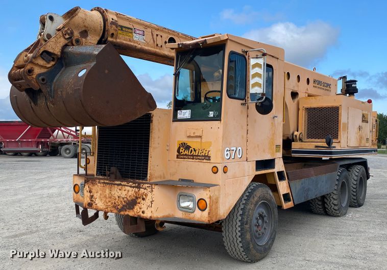 Badger 670  wheeled excavator - DM4185