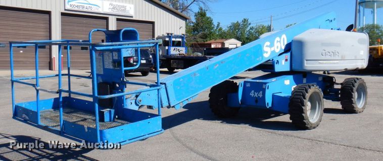 2008 Genie S-60  boom lift - DQ7216