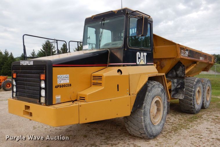 2000 Caterpillar D250E II  haul truck - DS8195