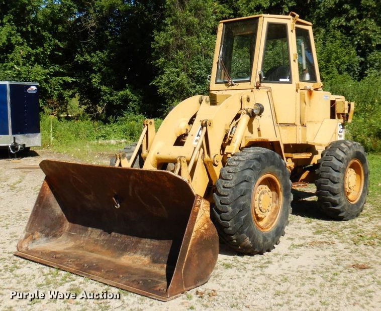 1975 Caterpillar 920  wheel loader - MH9036