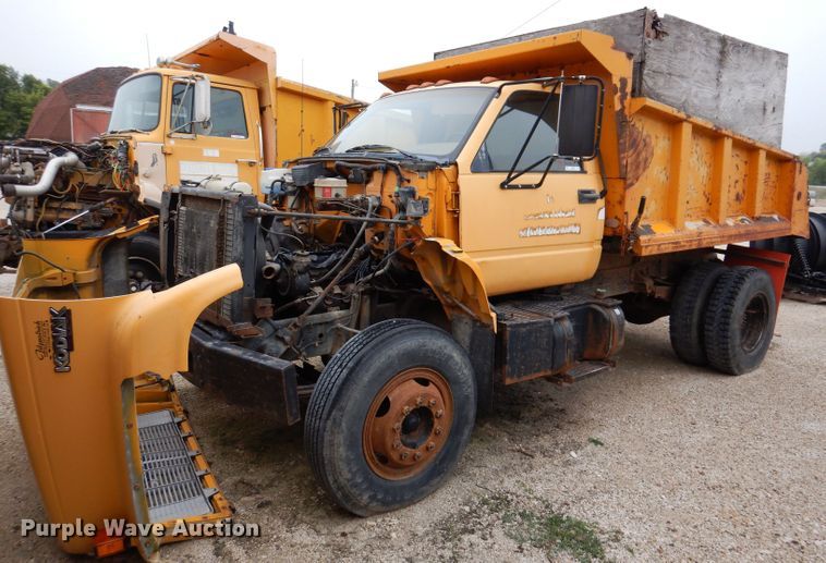 1991 Chevrolet Kodiak C5500  dump truck - KP9397
