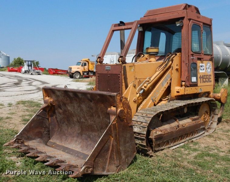 1990 Case 1155E  track loader - DS1370