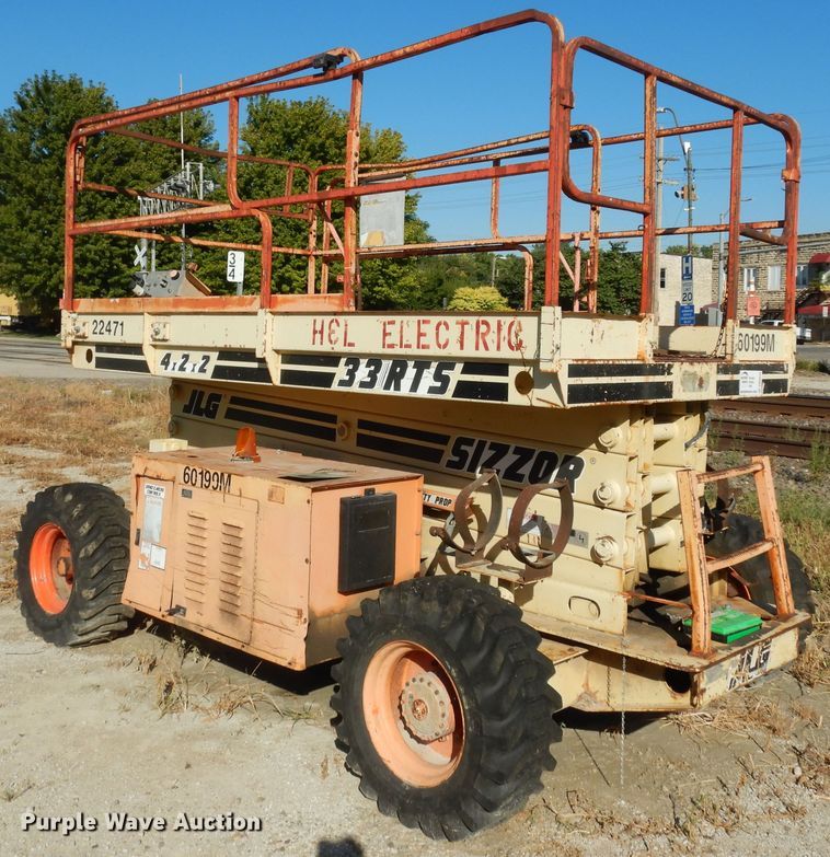 1996 JLG 33RTS  scissor lift - DN6814