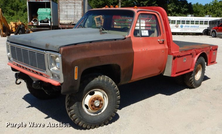 1980 Chevrolet K30  flatbed pickup truck - DS6270
