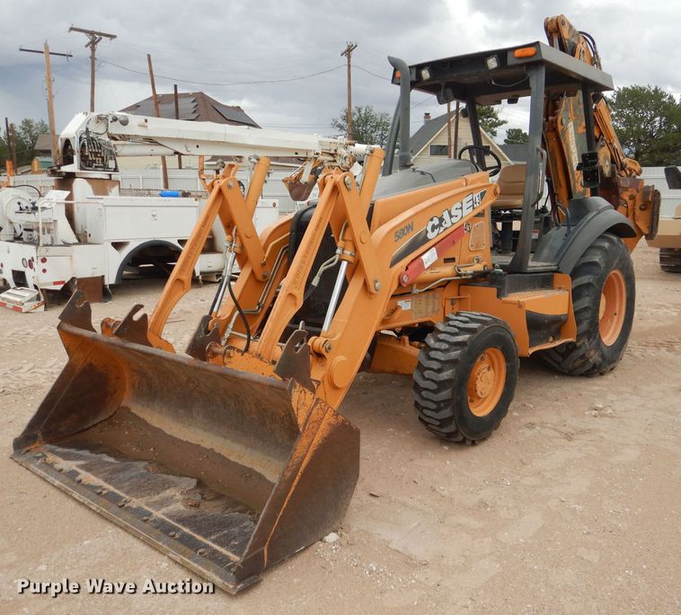 2011 Case 580N  backhoe - DJ8989