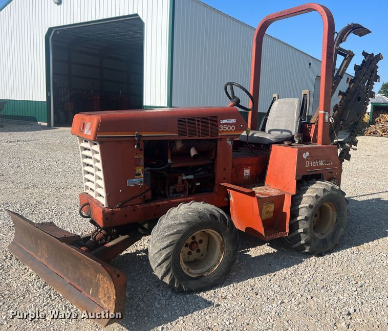 1993 Ditch Witch 3500DD  trencher - MR9883