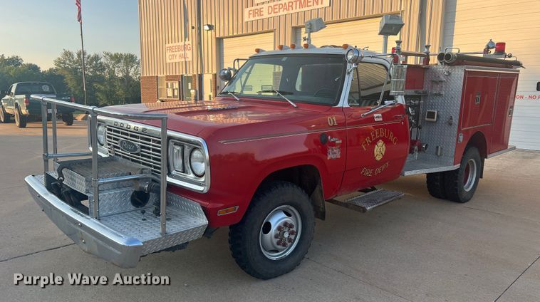 1978 Dodge W40 Custom 400  brush fire truck - MR9885