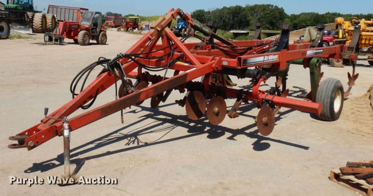 Brillion Soil Commander  disk ripper - MH9142