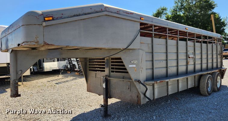 1991 Maxwell  livestock trailer - MK9303