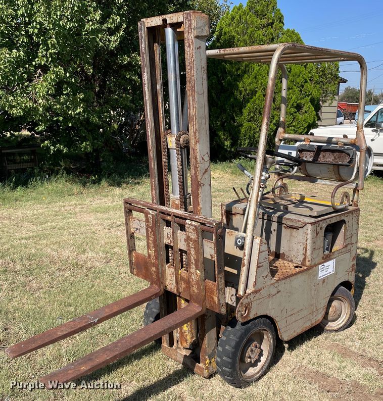 Allis Chalmers FB20-24  forklift - DN5162