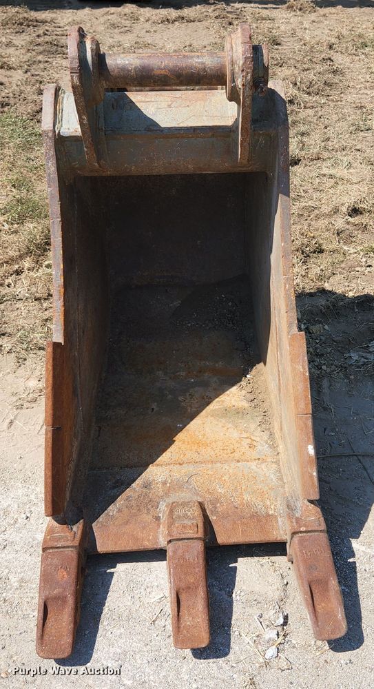 Strickland CX130-24  excavator bucket - DI1240