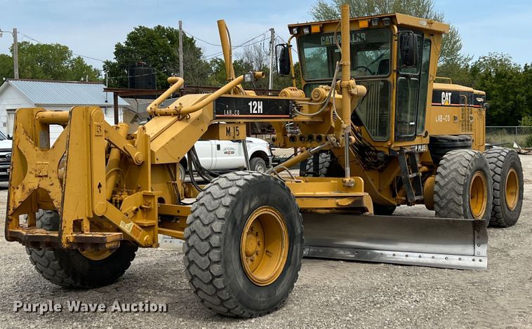 2004 Caterpillar 12H  motor grader - IA9194