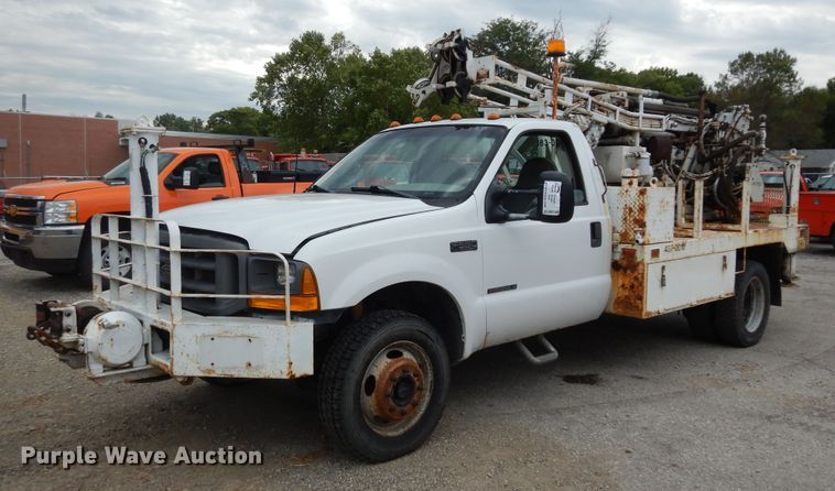 2000 Ford F550 Super Duty XL  drilling rig truck - DM3160