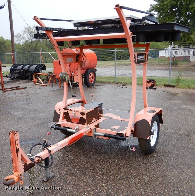 2011 National Signal Curve 150KS  arrow board trailer - LU9539