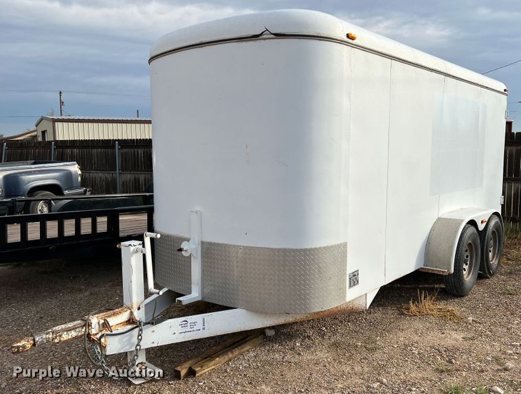 1995 CM  enclosed cargo trailer - DN5207