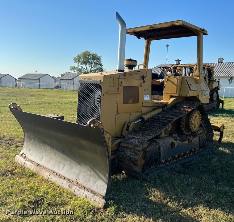 1989 Caterpillar D4H  dozer - DO8769