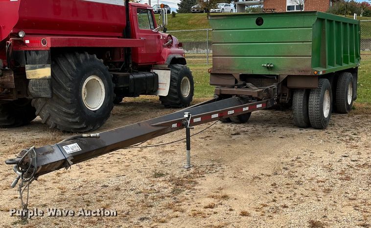 2000 Brady  end dump pup trailer - DS8235