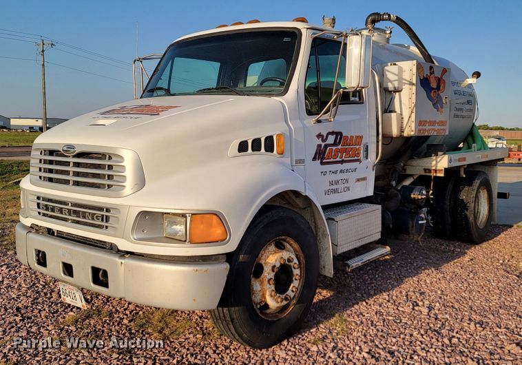 2002 Sterling Acterra M7500  vacuum truck - LO9232