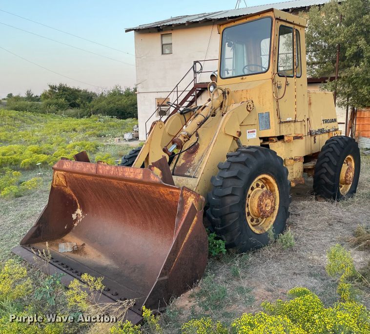 1977 Trojan 1500C  wheel loader - MR9409