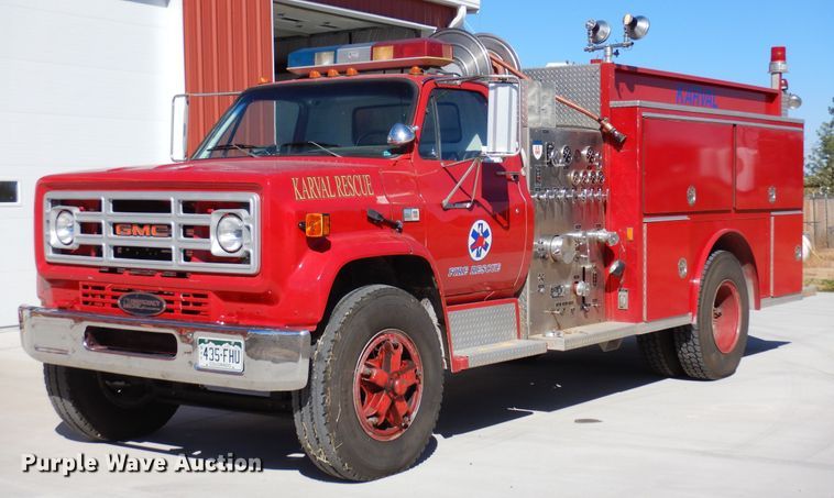 1985 GMC C6000  pumper fire truck - DF8138