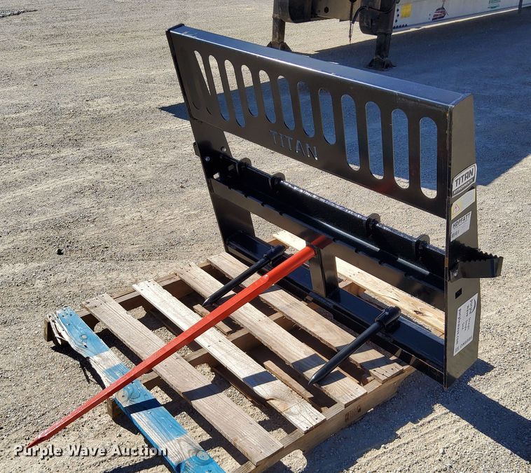 Titan  bale spear - DN6886