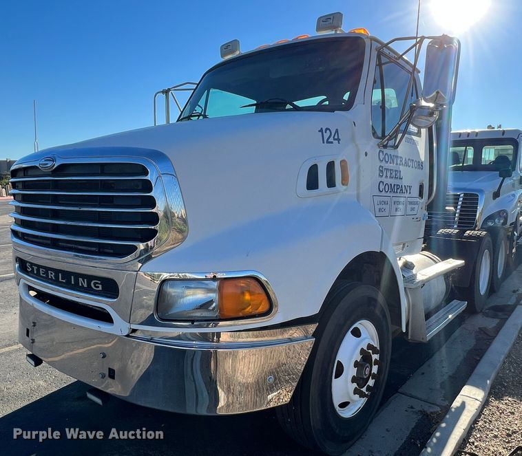 2007 Sterling AT9500  semi truck - DO8847