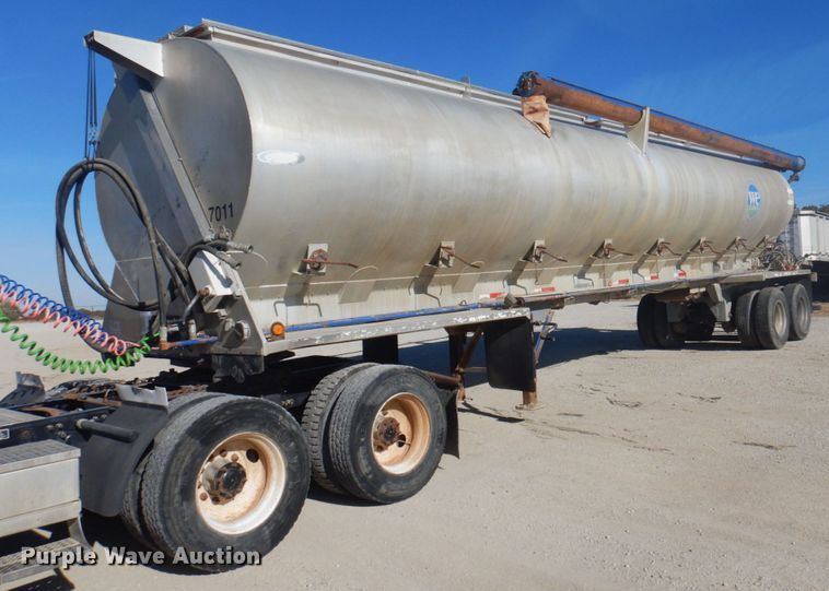 2006 Hensley  feed delivery trailer - DP0396