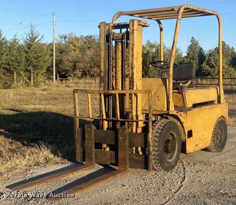 Datsun FG007  forklift - DN8027
