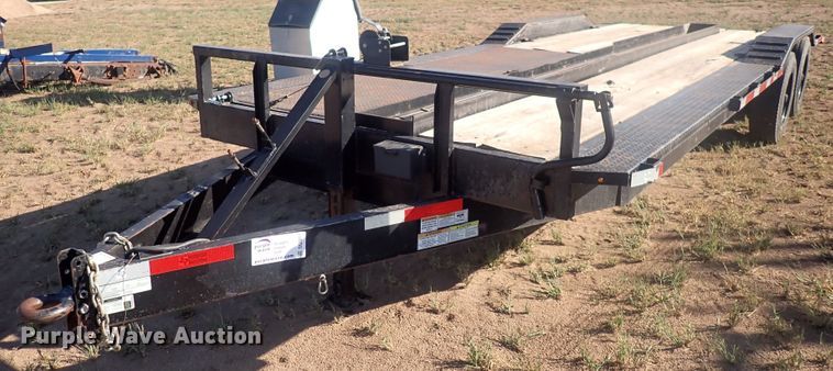 2019 Texas Pride  equipment trailer - DQ3017