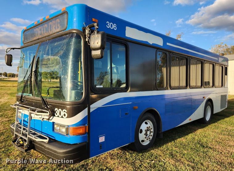 2007 Gillig G29E102R2  coach bus - MK9446