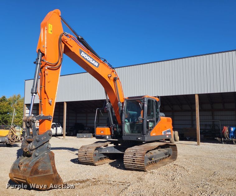 2018 Doosan DX180LC-5  excavator - KH9184