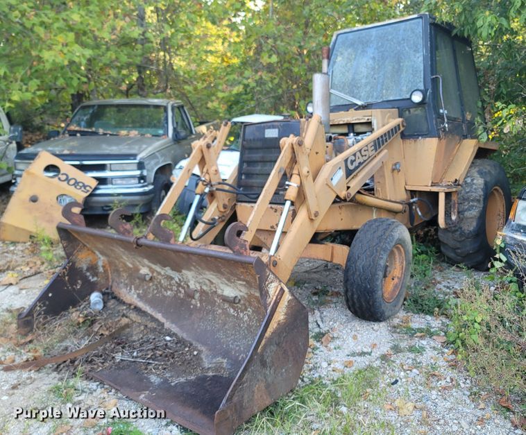 Case 580C  backhoe - LN9637