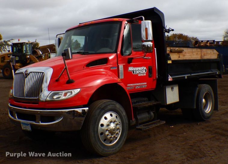 2012 International 4400 SBA  dump truck - MH9234