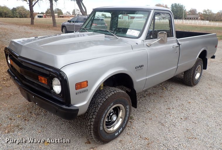 1970 Chevrolet  K10  pickup truck - DQ3081
