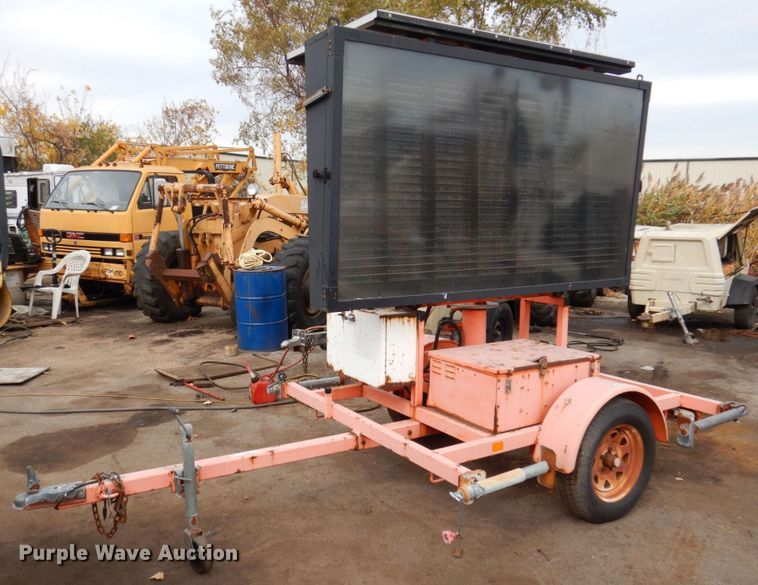2005 Wanco WVTM  message board trailer - JL9860